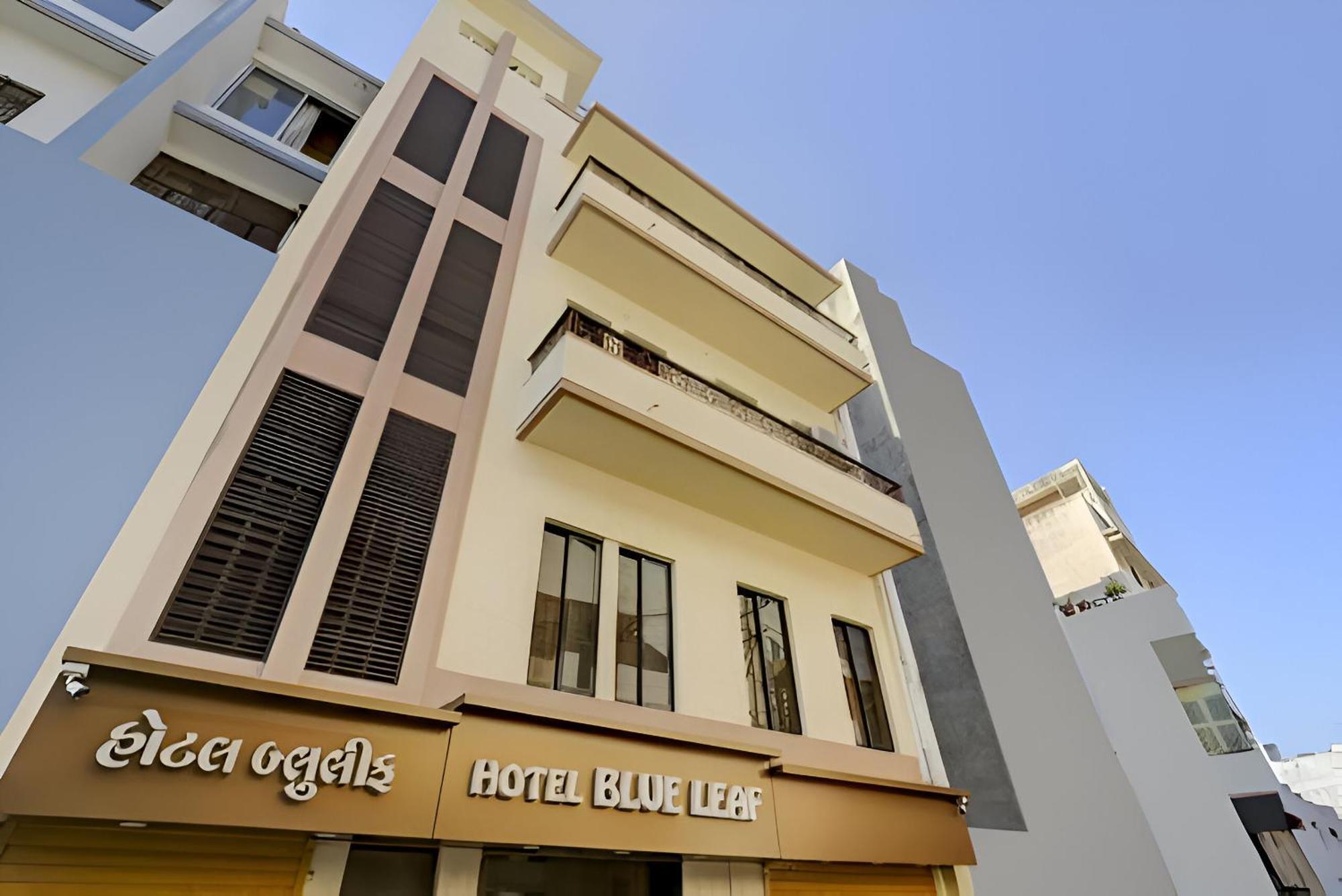 Hotel Blue Leaf Rajkot Exterior foto